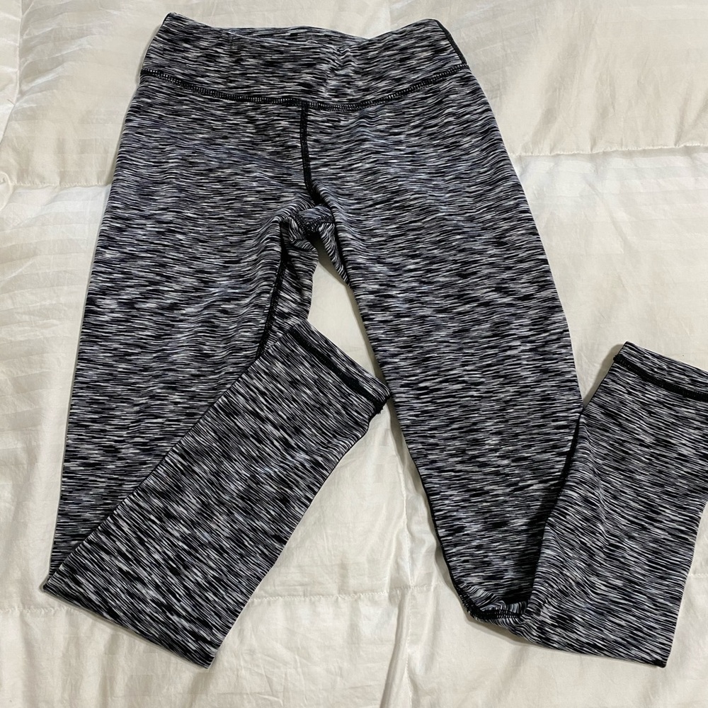 90 Degrees Girls Leggings NWOT - Black Gray Marbled